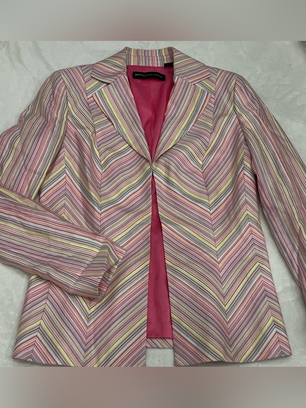 Dana Buchman Pink & Multi-Striped Blazer with pink lining size 4 vintage jacket